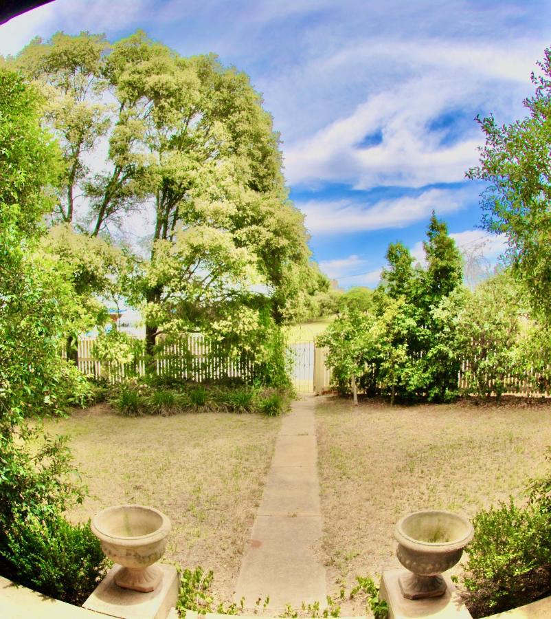 Historic Star Lodge And Station Masters House Narrandera Εξωτερικό φωτογραφία