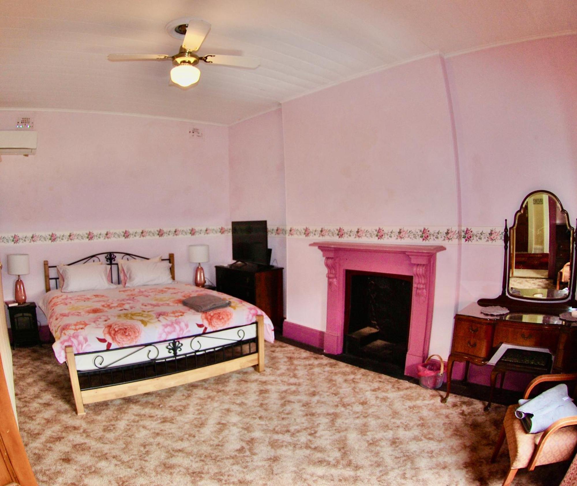 Historic Star Lodge And Station Masters House Narrandera Δωμάτιο φωτογραφία