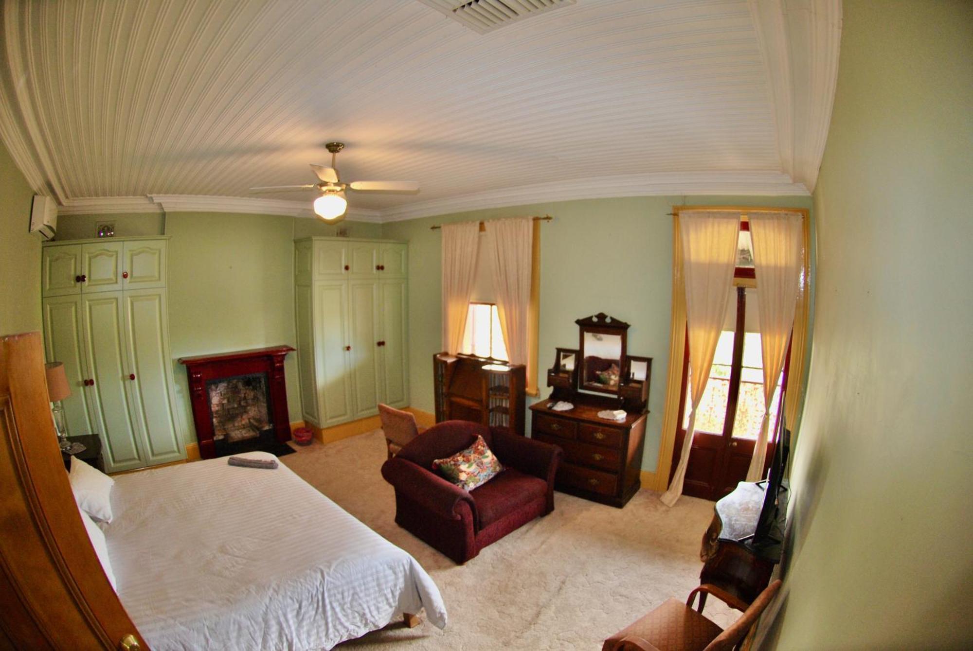 Historic Star Lodge And Station Masters House Narrandera Δωμάτιο φωτογραφία
